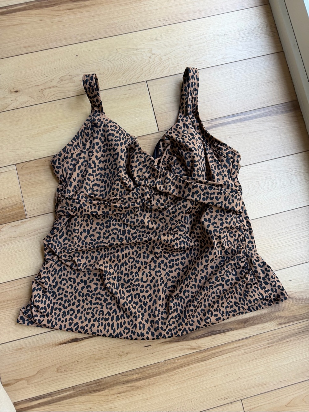 NWT Lands End Leopard Tankini Bathing Suit Top Size 18